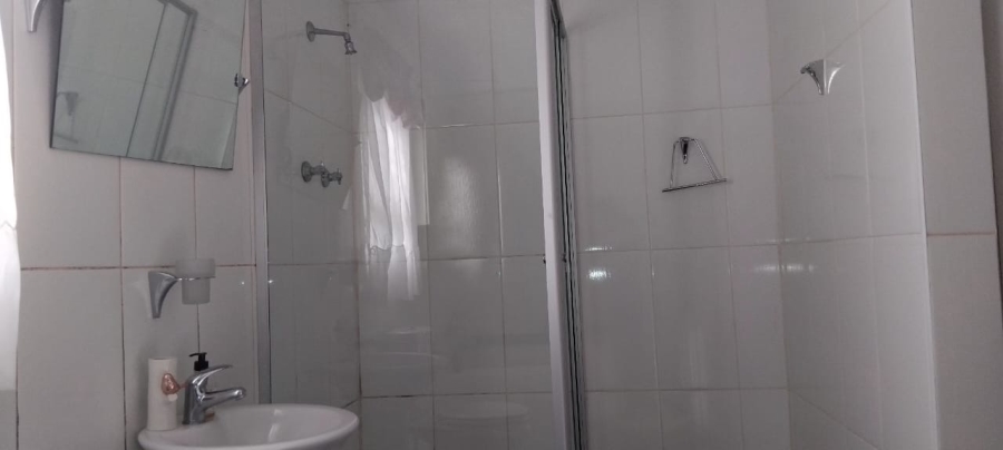 4 Bedroom Property for Sale in West Bank Eastern Cape
